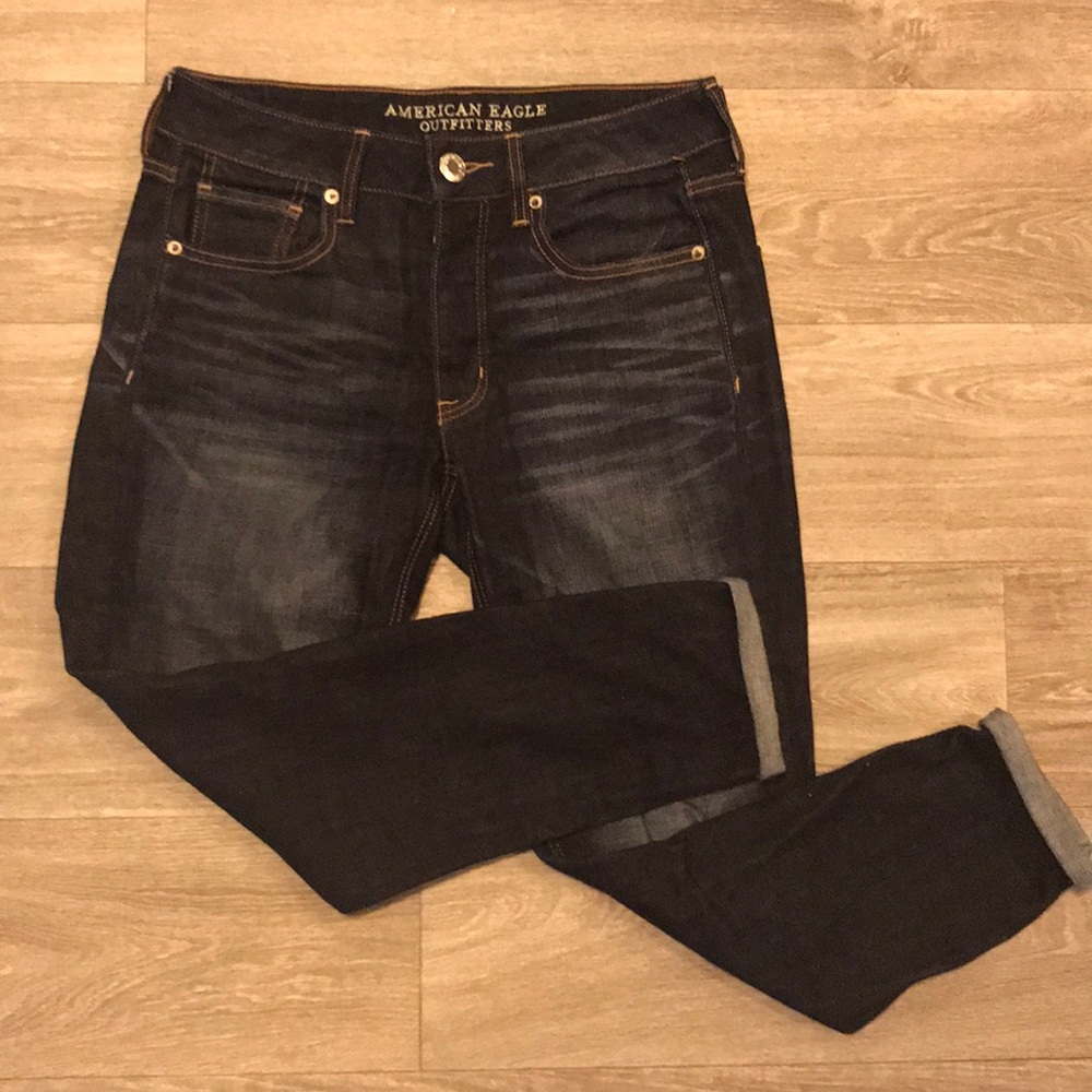 American Eagle tomgirl jeans
